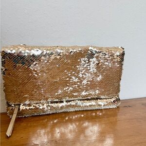 Stella & Dot Margeaux Double Sided Sequined Clutch In Oyster Gold